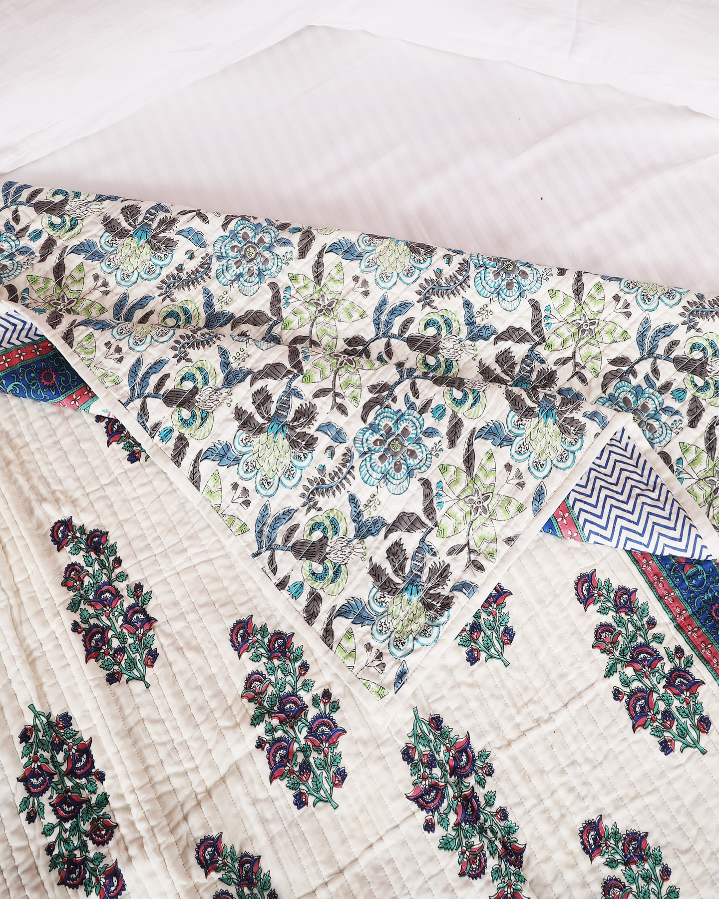 White Hand Blocked Printed Reversible Double Bed Quilt